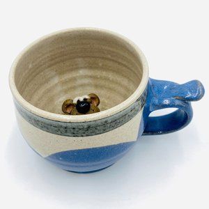 Adorable Peek-A-Boo Peeker Stoneware Mug Cup Brown Teddy Bear, Blue/Cream Glaze